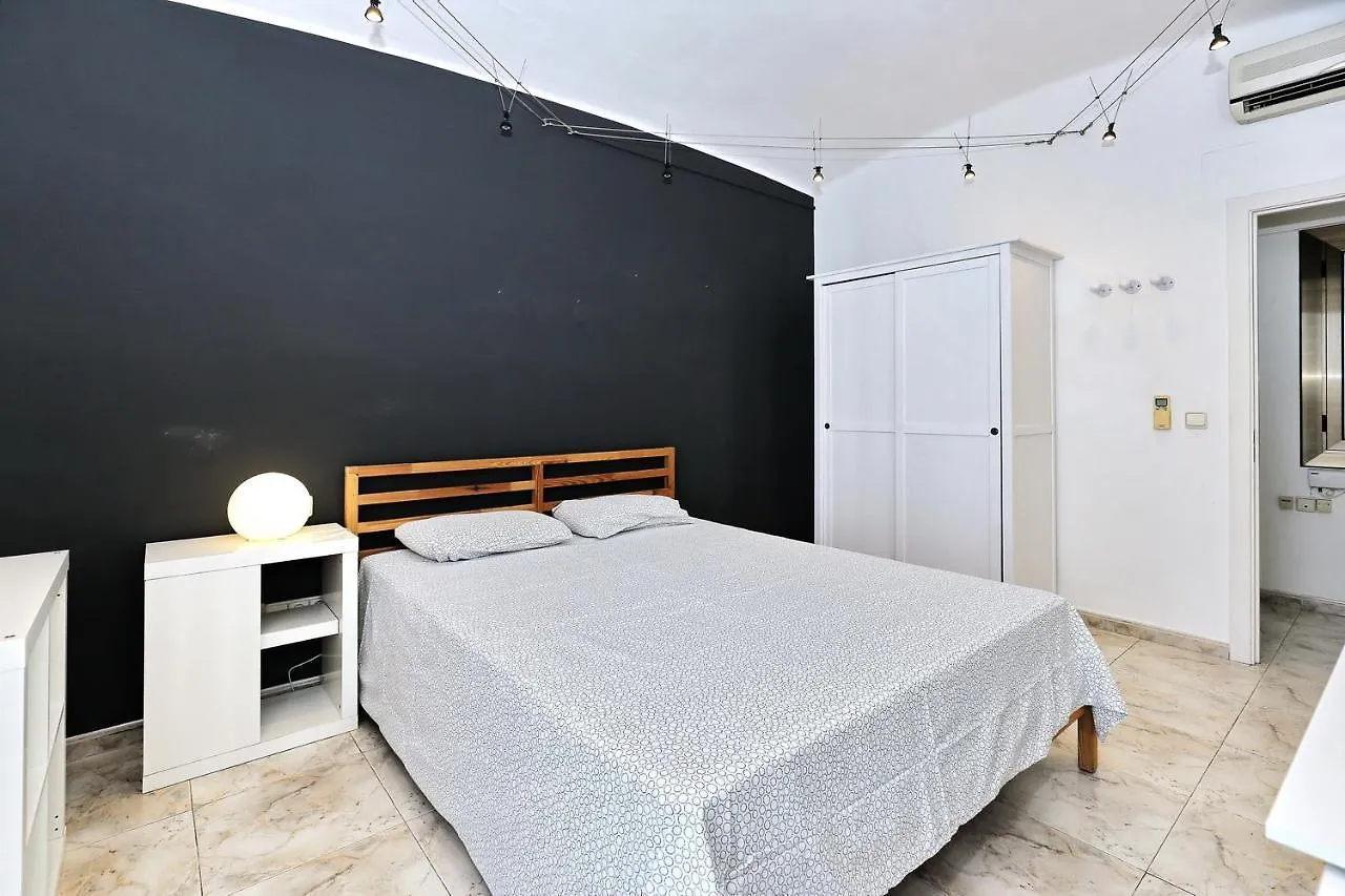 Casa Nou 2 Rooms & Boutique Girona Apartment